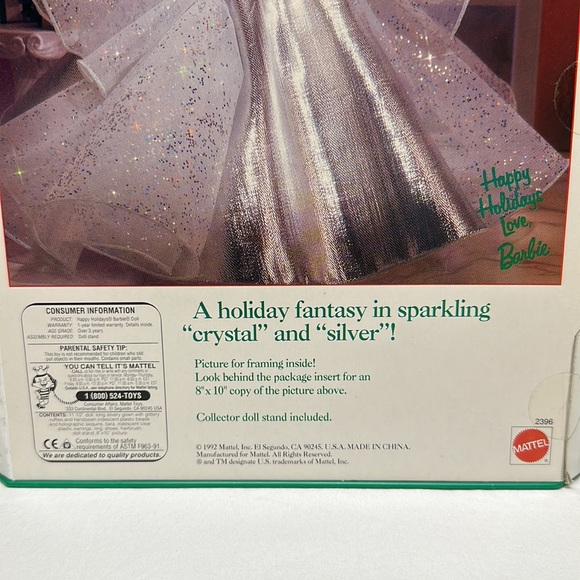 Happy Holidays Barbie - Picture 8 of 8